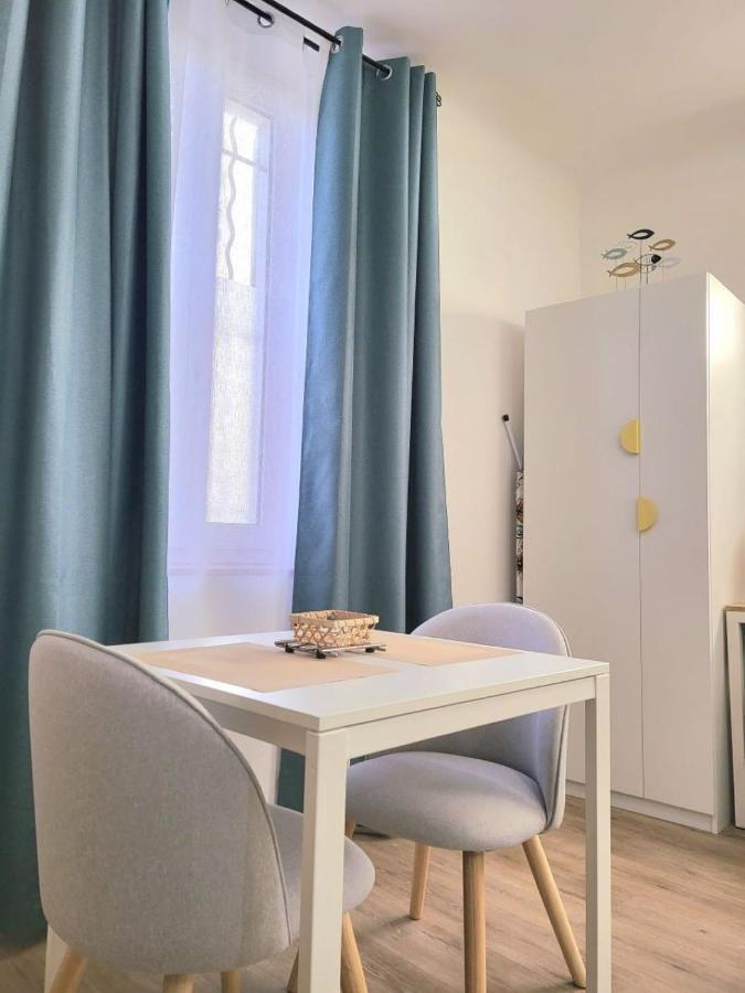 Chez Melanie Et Rodolphe Apartment La Ciotat Bagian luar foto